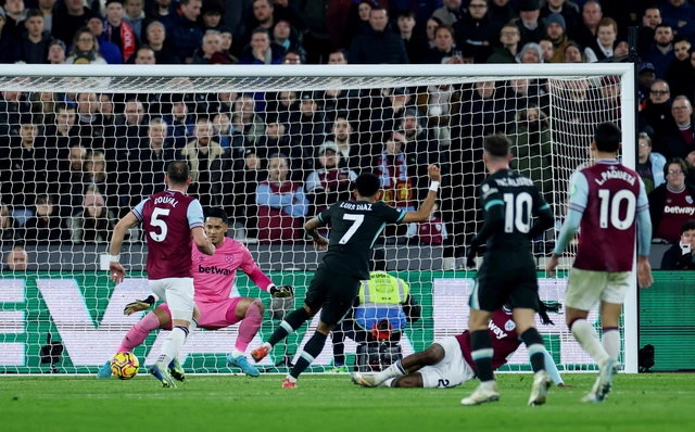 Mohamed Salah Lập Đại Công, Liverpool Đè Bẹp West Ham 5-0